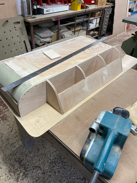 How Long to Wait After Spraying 2K Lacquer Before Taking a Fibreglass Mould