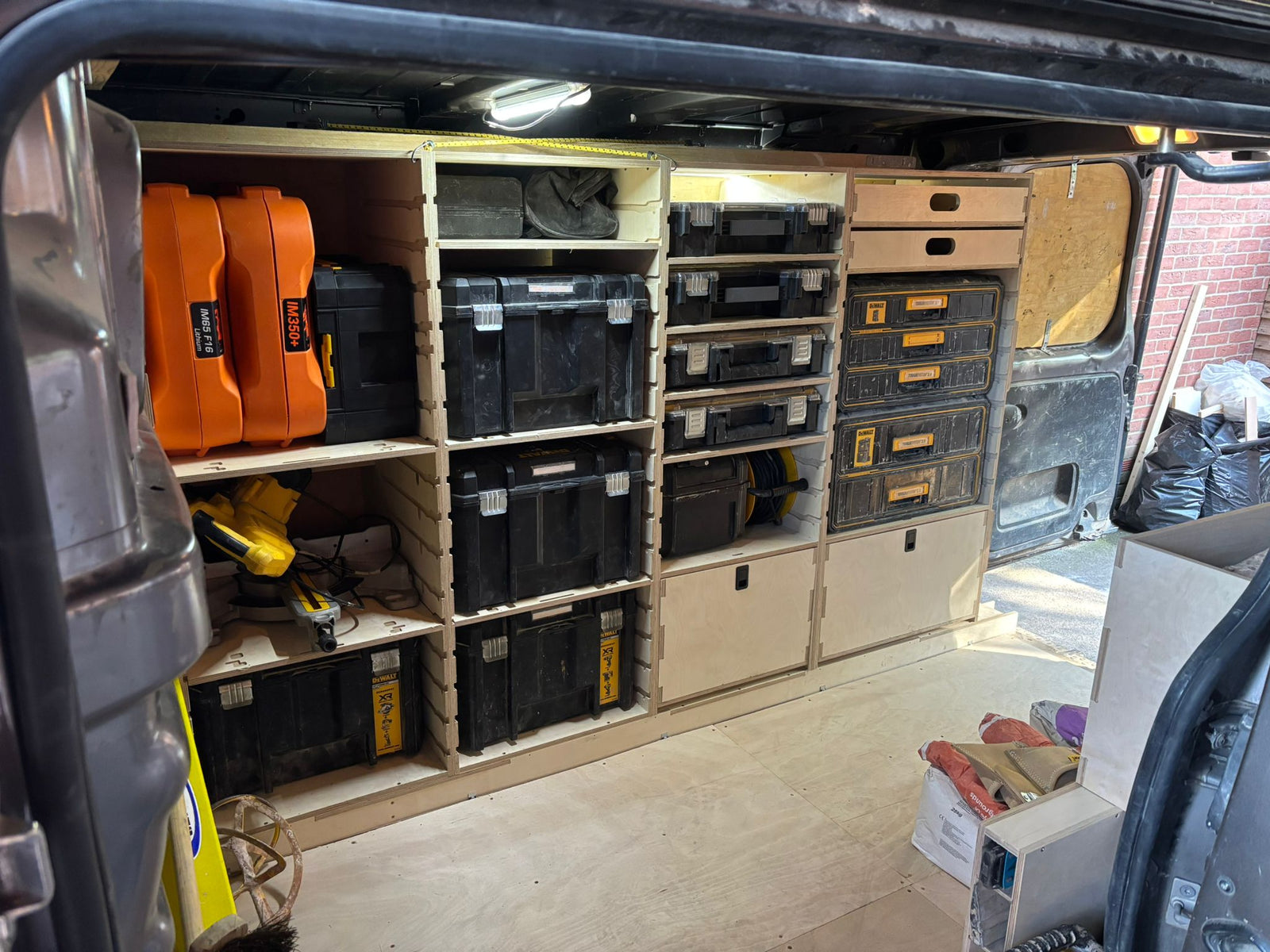 Custom Plasterer Van Racking Setup for Renault Trafic SWB (67 Plate)